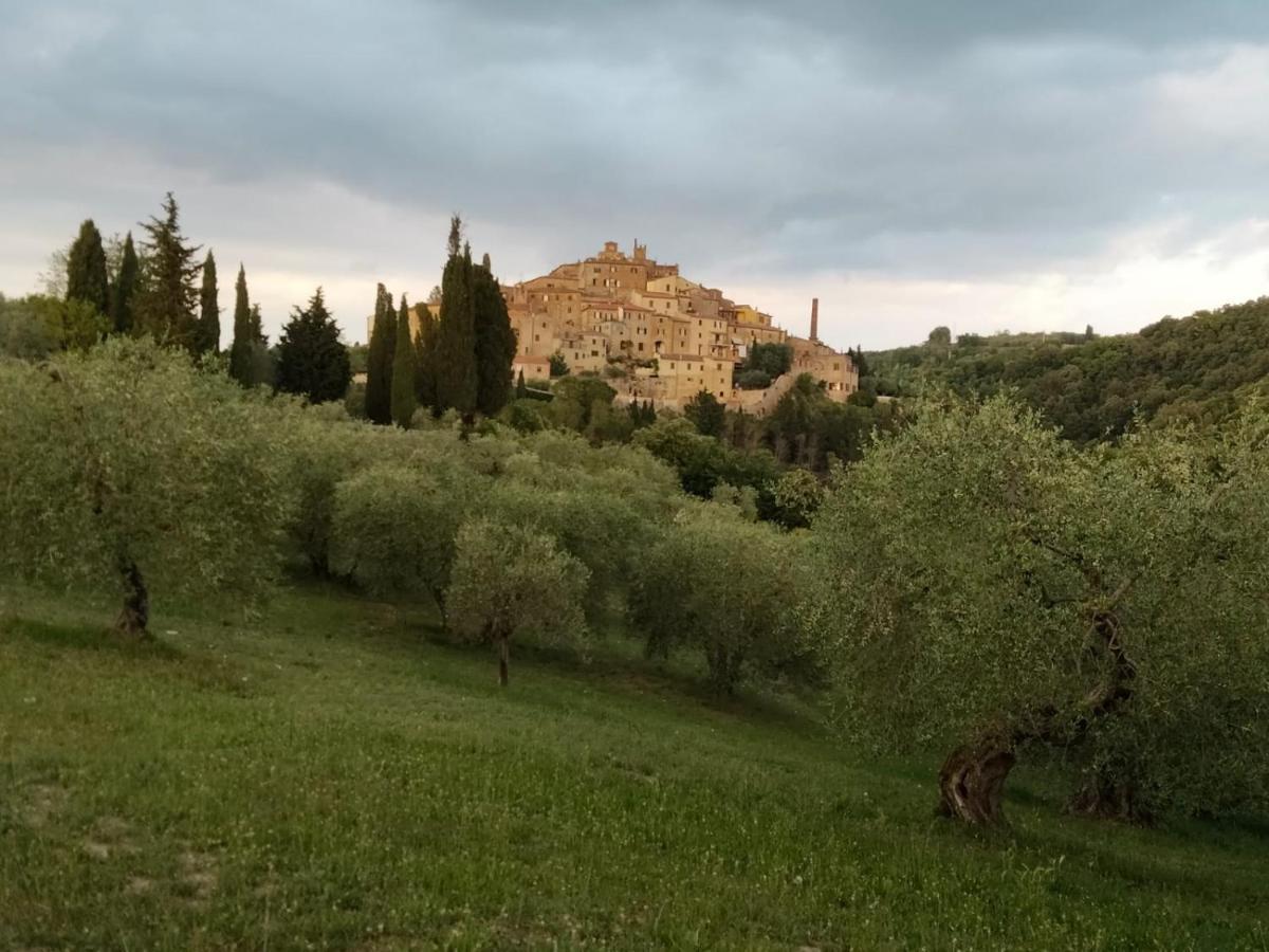 Casa Vacanze "Nonna Vela" Petroio Eksteriør bilde