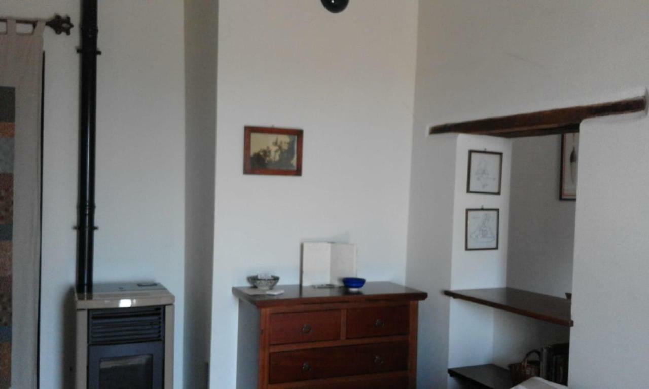 Casa Vacanze "Nonna Vela" Petroio Eksteriør bilde