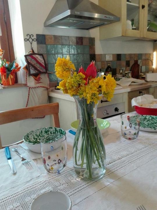 Casa Vacanze "Nonna Vela" Petroio Eksteriør bilde